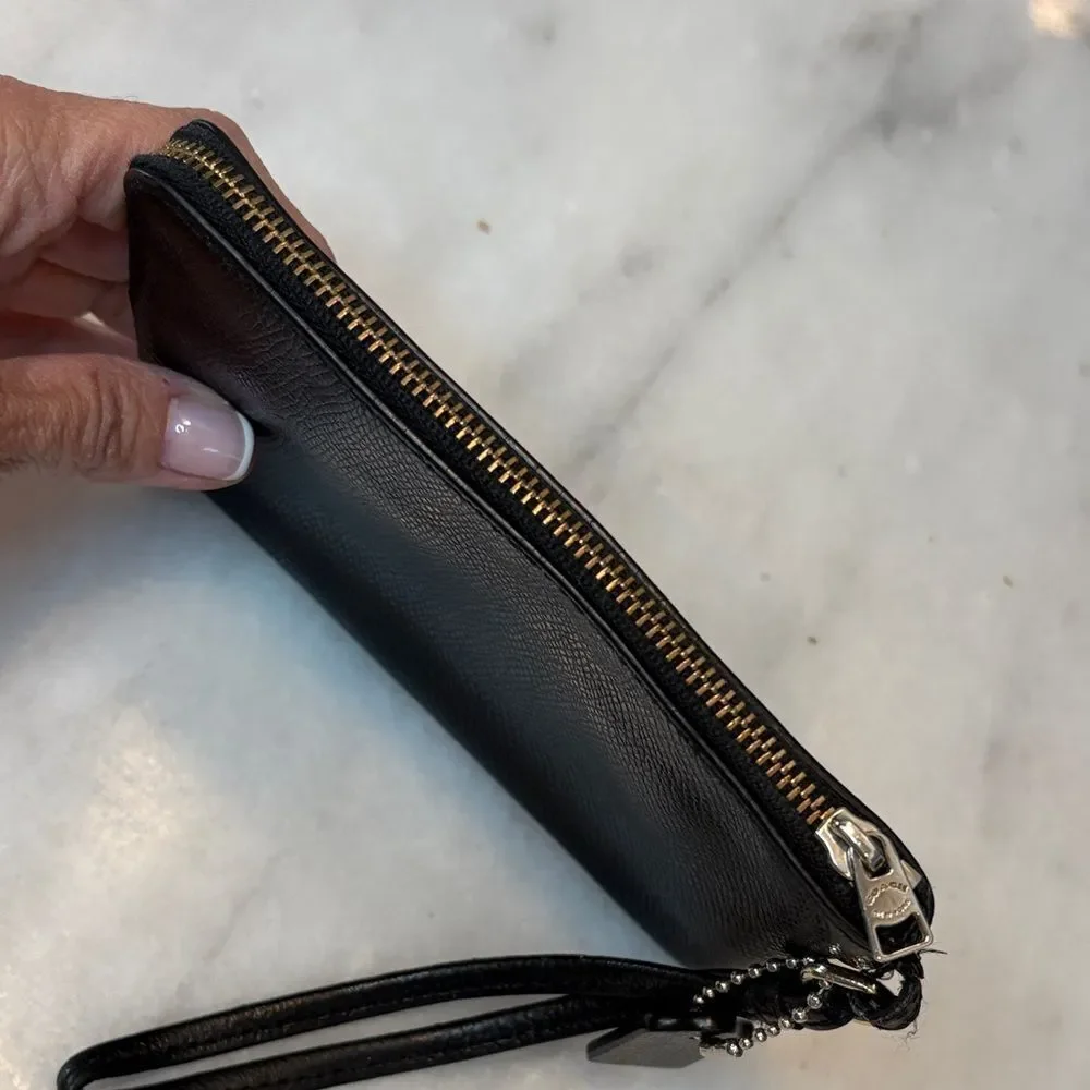 Coach Wristlet Bag Purse Leather Cross Grain Textured Black Pouch Clutch Wallet